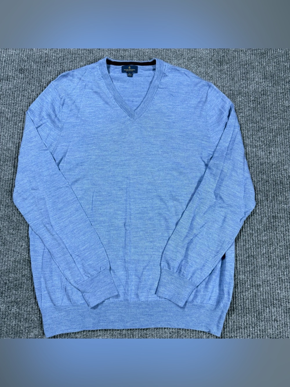 Brooks Brothers Sweater Mens Size Large Blue Merino Wool V-Neck Long Sleeve Knit